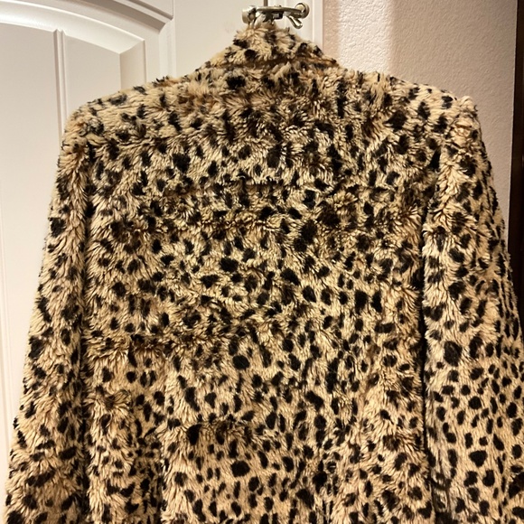 Leopard print coat - Picture 11 of 12